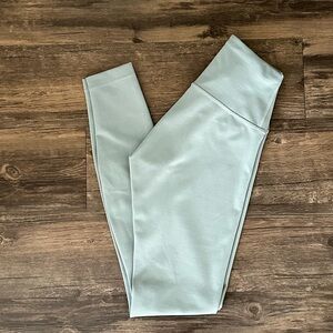 Lululemon Wunder Train Contour Fit High-Rise Leggings 28"